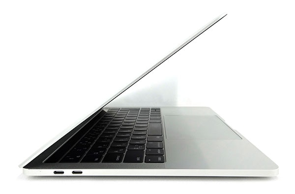 MacBook Pro 13インチ (Late 2016) MNQG2J/A 商品イメージ3