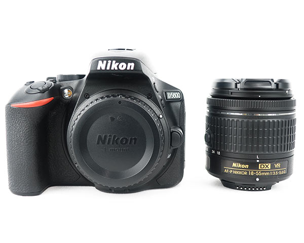 ニコン 一眼レフカメラ D5600 ブラック 標準ズームレンズセット 商品イメージ1