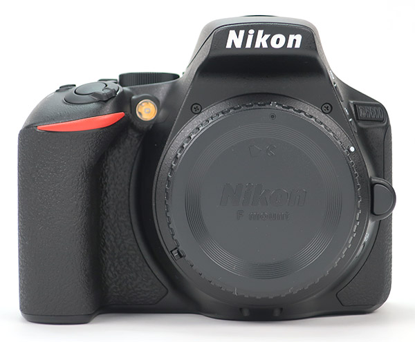 ニコン 一眼レフカメラ D5600 ブラック 商品イメージ1