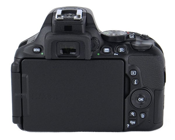 ニコン 一眼レフカメラ D5600 ブラック 商品イメージ2