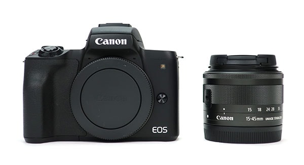 キヤノン ミラーレス一眼カメラ EOS Kiss M ブラック レンズキット(EF-M15-45mm F3.5-6.3 IS STM) 商品イメージ1