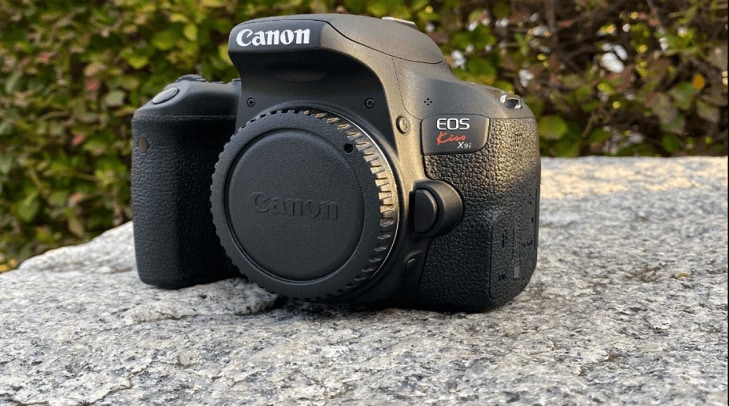 税込新品 EOS Canon KISS ボディ 9i デジタルカメラ