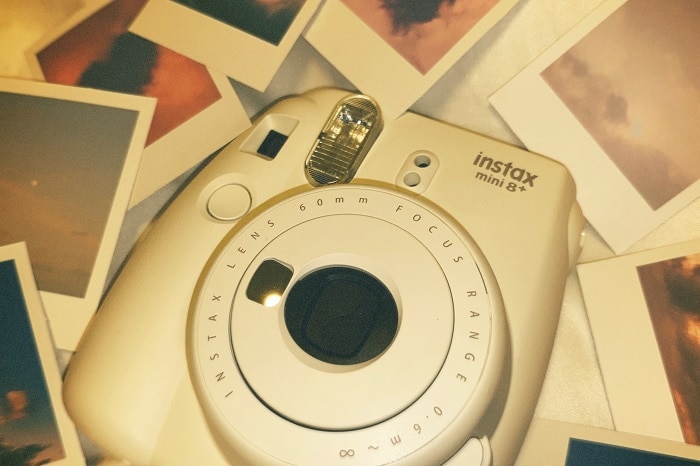 富士フイルムのチェキinstax mini 8+で可愛く写真を楽しむ！メリット