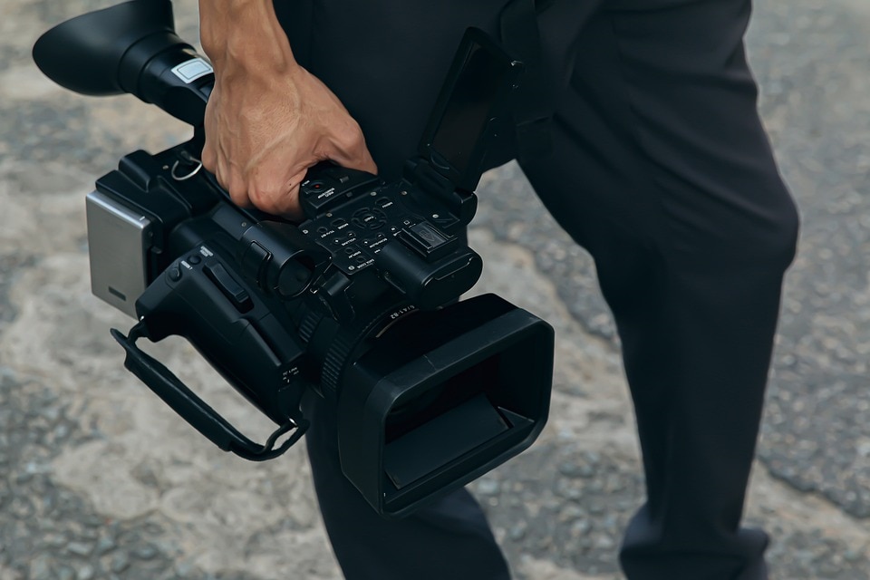 ソニービデオカメラ「HDR-CX680」の魅力を詳しく解説！同社製品との